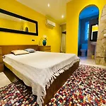 Villa Svim, Walking Distance To The Beach!